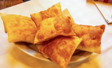 Mangiare gnocco fritto